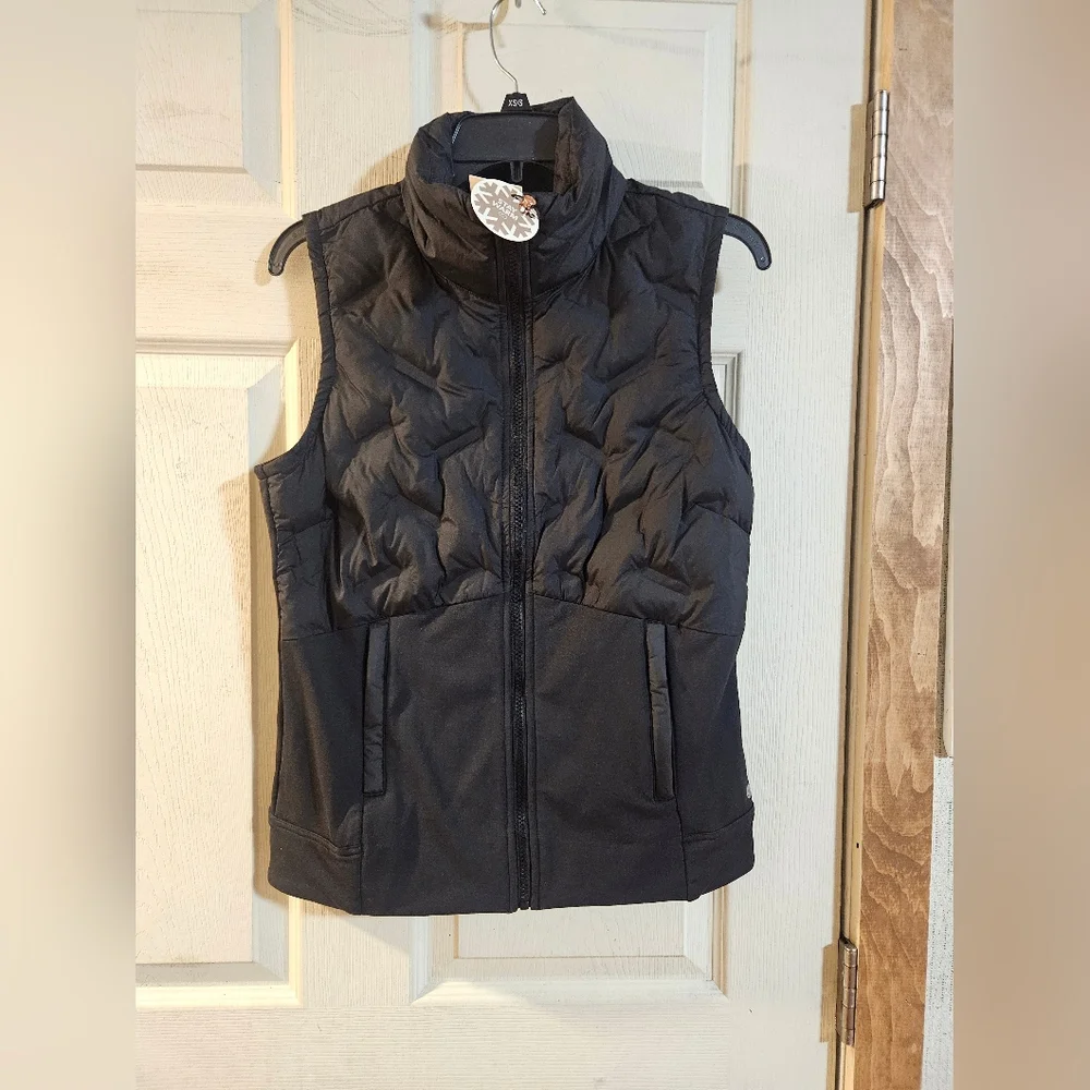 CALIA Women's Cold Dash Run Vest: BLACK: NEW WITH TAGS: SIZE SMALL